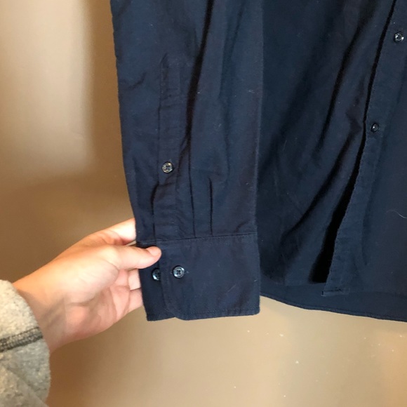 Uniqlo slim fit navy button down - Picture 8 of 10